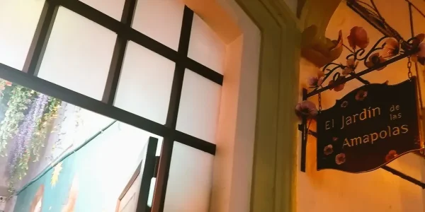 FJWF_2oX0AMaXQv_11zon