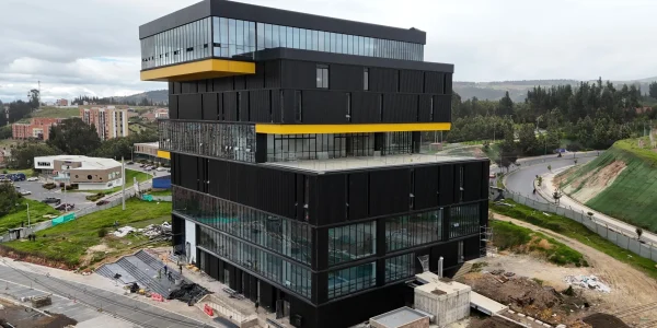 WhatsAppImage2025-02-17at16.13.53_11zon